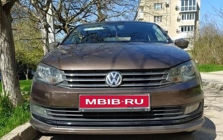 Volkswagen Polo VI (EU Market), 2015 год, 1 000 000 рублей, 1 фотография