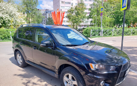 Mitsubishi Outlander III рестайлинг 3, 2010 год, 1 100 000 рублей, 1 фотография