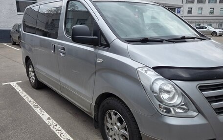 Hyundai H-1 II рестайлинг, 2015 год, 1 799 000 рублей, 3 фотография