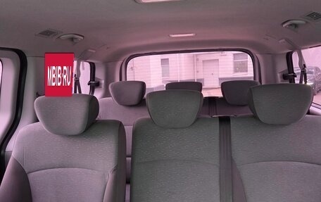 Hyundai H-1 II рестайлинг, 2015 год, 1 799 000 рублей, 10 фотография