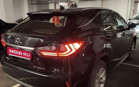 Lexus RX IV рестайлинг, 2017 год, 3 900 000 рублей, 2 фотография
