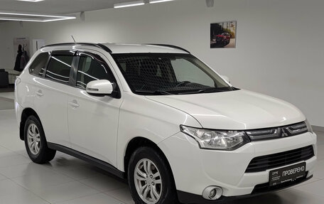 Mitsubishi Outlander III рестайлинг 3, 2013 год, 1 380 000 рублей, 7 фотография