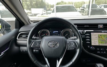 Toyota Camry, 2019 год, 3 199 000 рублей, 14 фотография