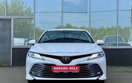 Toyota Camry, 2019 год, 3 199 000 рублей, 2 фотография