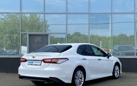 Toyota Camry, 2019 год, 3 199 000 рублей, 5 фотография