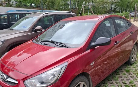 Hyundai Solaris II рестайлинг, 2013 год, 950 000 рублей, 3 фотография