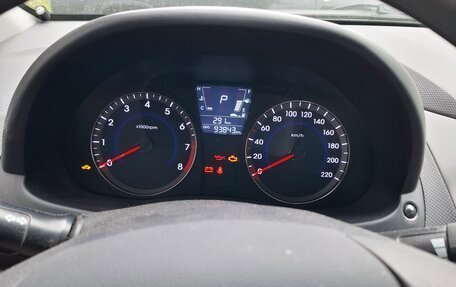 Hyundai Solaris II рестайлинг, 2013 год, 950 000 рублей, 8 фотография