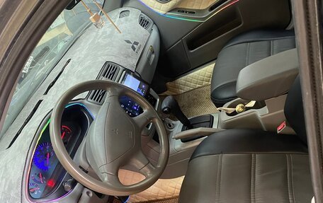 Mitsubishi Galant VIII, 2003 год, 290 000 рублей, 12 фотография