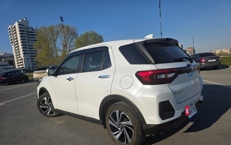 Toyota Raize I, 2023 год, 1 980 000 рублей, 4 фотография