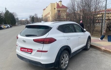 Hyundai Tucson III, 2020 год, 2 360 000 рублей, 2 фотография