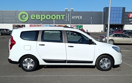 Dacia Lodgy, 2021 год, 1 050 000 рублей, 3 фотография