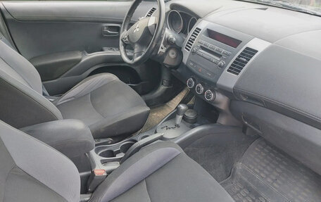 Mitsubishi Outlander III рестайлинг 3, 2010 год, 1 100 000 рублей, 8 фотография
