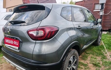 Renault Kaptur I рестайлинг, 2017 год, 1 900 000 рублей, 5 фотография