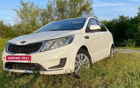 KIA Rio III рестайлинг, 2012 год, 620 000 рублей, 3 фотография