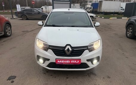 Renault Logan II, 2018 год, 810 000 рублей, 1 фотография