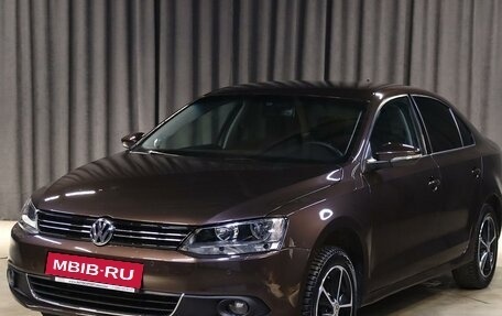 Volkswagen Jetta VI, 2014 год, 949 000 рублей, 1 фотография