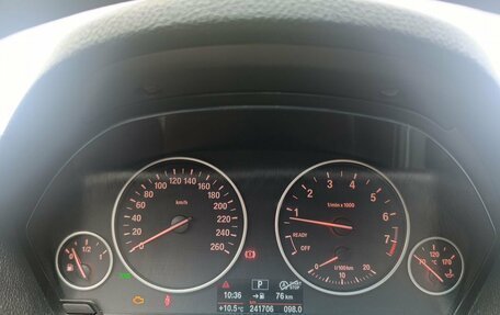 BMW 3 серия, 2013 год, 1 500 000 рублей, 11 фотография