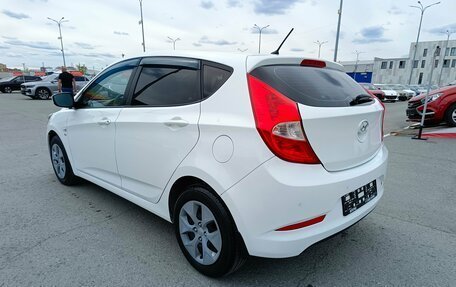 Hyundai Solaris II рестайлинг, 2015 год, 834 995 рублей, 5 фотография