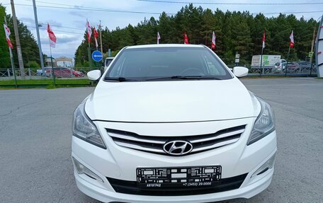 Hyundai Solaris II рестайлинг, 2015 год, 834 995 рублей, 2 фотография