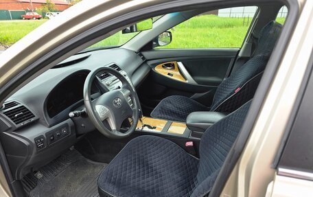 Toyota Camry, 2007 год, 1 100 000 рублей, 8 фотография