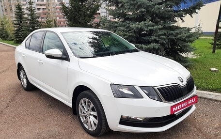 Skoda Octavia, 2018 год, 1 690 000 рублей, 9 фотография
