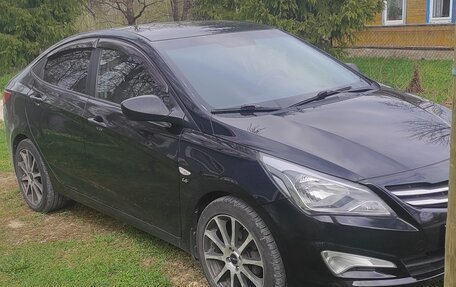 Hyundai Solaris II рестайлинг, 2015 год, 770 000 рублей, 12 фотография