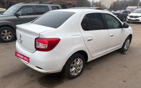 Renault Logan II, 2018 год, 810 000 рублей, 4 фотография