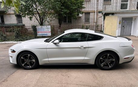 Ford Mustang VI рестайлинг, 2018 год, 2 000 000 рублей, 6 фотография