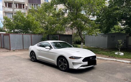 Ford Mustang VI рестайлинг, 2018 год, 2 000 000 рублей, 3 фотография
