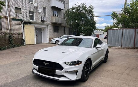 Ford Mustang VI рестайлинг, 2018 год, 2 000 000 рублей, 7 фотография