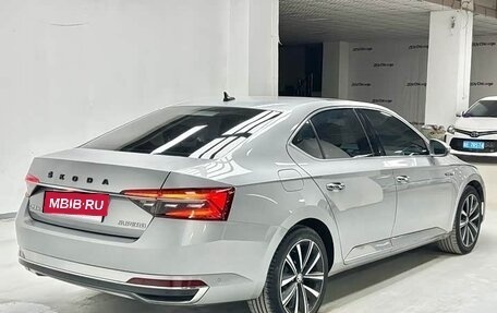 Skoda Superb III рестайлинг, 2022 год, 2 099 021 рублей, 11 фотография