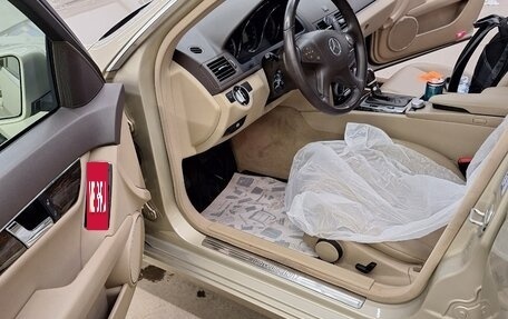 Mercedes-Benz C-Класс, 2010 год, 1 200 000 рублей, 5 фотография