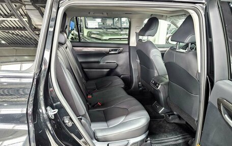 Toyota Highlander, 2026 год, 5 050 000 рублей, 22 фотография