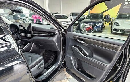 Toyota Highlander, 2026 год, 5 050 000 рублей, 23 фотография