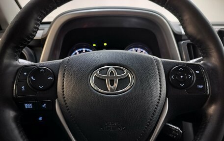 Toyota RAV4, 2018 год, 2 390 000 рублей, 22 фотография