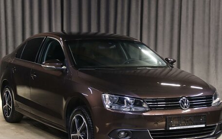 Volkswagen Jetta VI, 2014 год, 949 000 рублей, 3 фотография