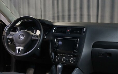 Volkswagen Jetta VI, 2014 год, 949 000 рублей, 5 фотография