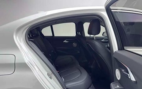 BMW 1 серия, 2022 год, 1 580 000 рублей, 13 фотография