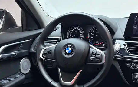 BMW 1 серия, 2022 год, 1 580 000 рублей, 10 фотография