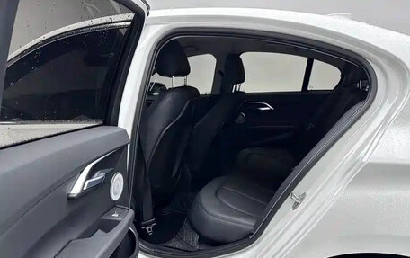 BMW 1 серия, 2022 год, 1 580 000 рублей, 16 фотография