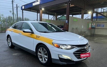 Chevrolet Malibu IX, 2019 год, 1 290 000 рублей, 3 фотография
