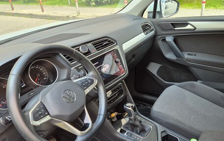 Volkswagen Tiguan II, 2021 год, 3 150 000 рублей, 8 фотография