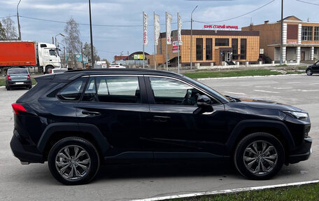 Toyota RAV4, 2024 год, 4 150 000 рублей, 4 фотография