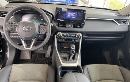 Toyota RAV4, 2024 год, 4 150 000 рублей, 21 фотография