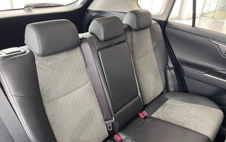 Toyota RAV4, 2024 год, 4 150 000 рублей, 23 фотография