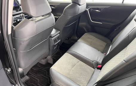 Toyota RAV4, 2024 год, 4 150 000 рублей, 22 фотография