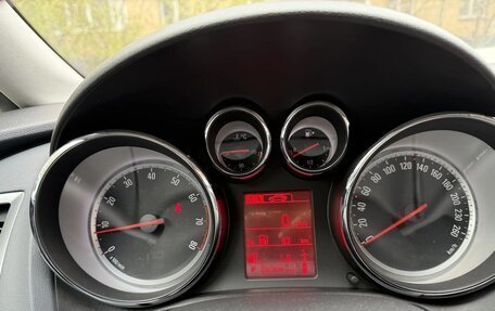 Opel Astra J, 2013 год, 720 000 рублей, 2 фотография