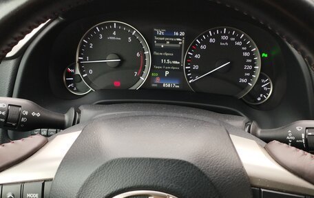 Lexus RX IV рестайлинг, 2018 год, 4 500 000 рублей, 17 фотография