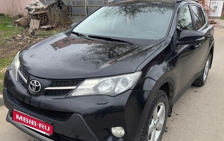 Toyota RAV4, 2013 год, 1 900 000 рублей, 2 фотография