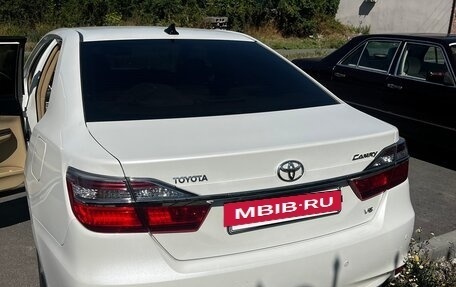 Toyota Camry, 2015 год, 1 940 000 рублей, 2 фотография